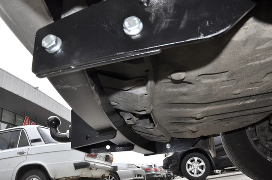 Фаркоп Лидер-Плюс для Toyota RAV4 IV 2013-2019. Фланцевое крепление. Артикул T116-FC