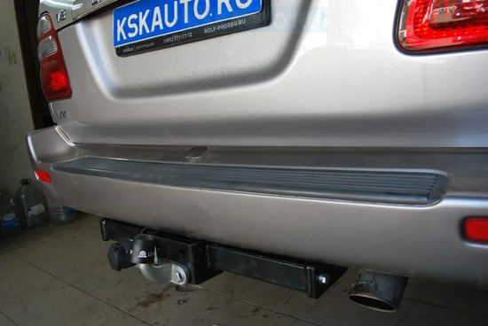 Фаркоп Лидер-Плюс для Lexus LX 470 1997-2007. Фланцевое крепление. Артикул L104-F