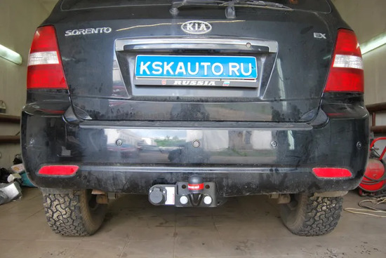 Фаркоп Oris (ранее Bosal) для Kia Sorento 2006-2008 Фланцевое крепление. Артикул 6740-F