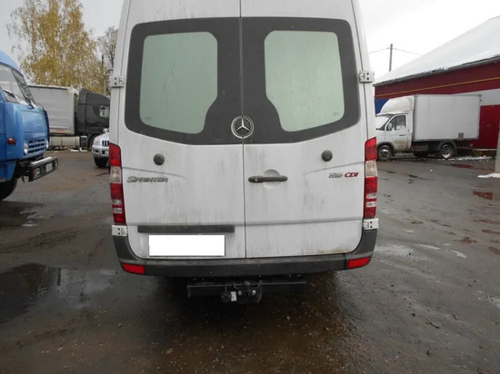 Фаркоп Oris (ранее Bosal) для Mercedes-Benz Sprinter W906 (Европа) Minibus, Van 2006-2018. Фланцевое крепление. Артикул 2250-F