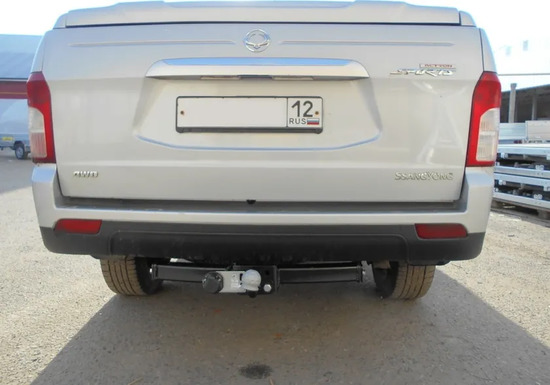 Фаркоп Лидер-Плюс для SsangYong Actyon Sports 2006-2012. Фланцевое крепление. Артикул S208-FC