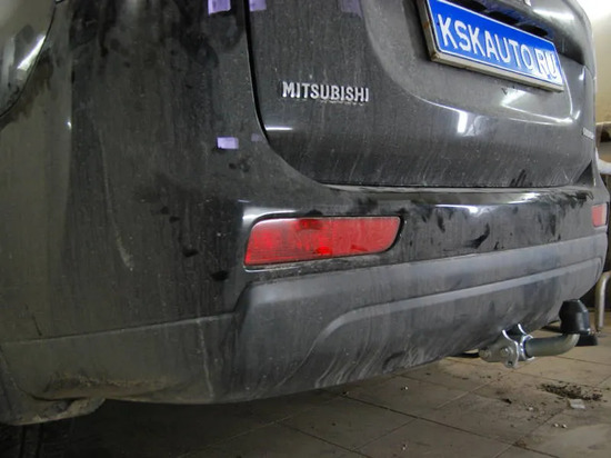 Фаркоп Galia оцинкованный для Mitsubishi Outlander III (не подходит на авто с полноразмерной запаской) 2012-2018. Быстросъемный крюк. Артикул M126C