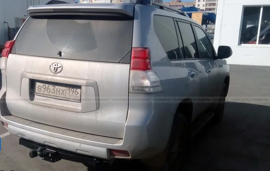 Фаркоп Лидер-Плюс для Lexus GX 470 2003-2009. Фланцевое крепление. Артикул T113-FC