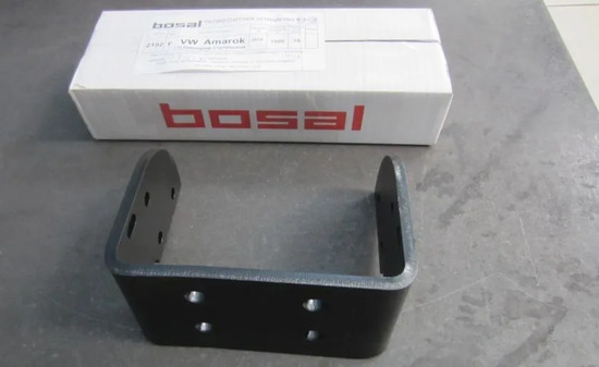 Фаркоп Oris (ранее Bosal) для Volkswagen Amarok (с бампером) 2010-2022. Фланцевое крепление. Артикул 2192-F