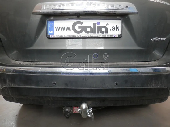 Фаркоп Galia оцинкованный для Toyota Highlander II 2010-2013. Быстросъемный крюк. Артикул T068C