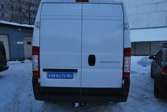 Фаркоп Лидер-Плюс для Citroen Jumper II L2 2006-2022. Фланцевое крепление. Артикул P107-FC