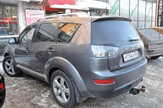 Балка Bosal для фаркопа под квадрат (с шаром типа E) для Mitsubishi Outlander XL 2007-2012. Артикул 4165-E