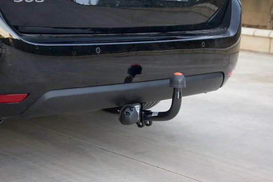 Фаркоп Aragon для Citroen C4 Picasso II (вкл. Grand) 2013-2018. Артикул E1220BA