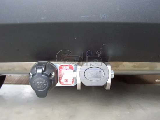 Фаркоп Galia оцинкованный для Hyundai ix35 2010-2015. Быстросъемный крюк. Артикул H083C