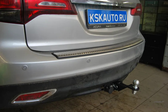 Фаркоп Bizon для Acura MDX III 2013-2020. Быстросъемный крюк. Артикул FA 0858-E