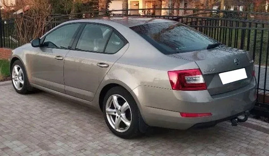 Фаркоп Auto-Hak для Skoda Octavia A7 универсал (вкл. 4x4) 2013-2020. Артикул H 20