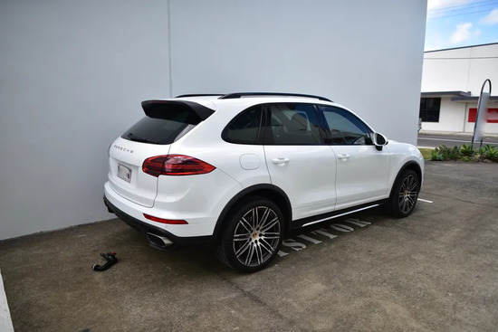 Фаркоп Westfalia для Porsche Cayenne II (без зап.колеса) 2010-2017. Быстросъемный крюк. Артикул 321736600001