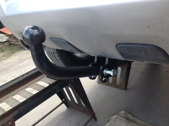 Фаркоп Oris (ранее Bosal) для Nissan Terrano III 2014-2022. Артикул 4374-A