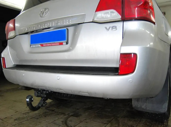 Фаркоп Brink (Thule) для Toyota Land Cruiser 200 V8 2007-2022. Быстросъемный крюк. Артикул 424700