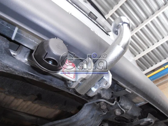 Фаркоп Galia оцинкованный для Volkswagen Transporter T5 (вкл. 4WD) 2003-2015. Артикул V064A