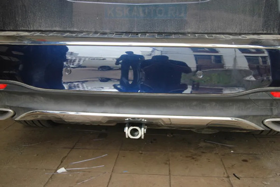 Фаркоп Galia оцинкованный для Mercedes-Benz M-Класс (ML) W164 2005-2011. Быстросъемный крюк. Артикул M115C