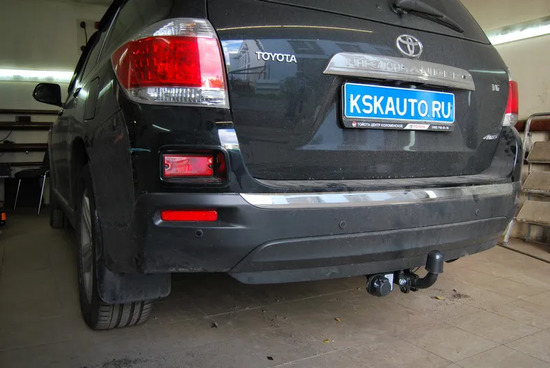 Фаркоп Imiola для Toyota Highlander II 2010-2013. Артикул T.050