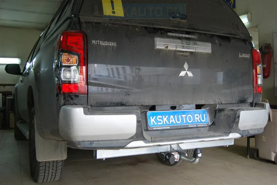 Фаркоп Galia оцинкованный для Mitsubishi L200 III 1996-2006. Артикул M120A