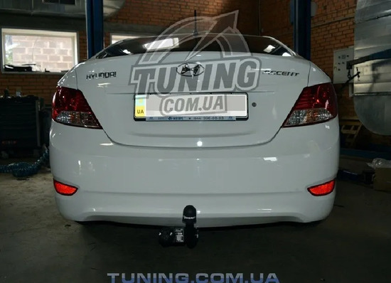 Фаркоп Imiola для Hyundai Solaris I седан 2011-2017. Артикул J.060