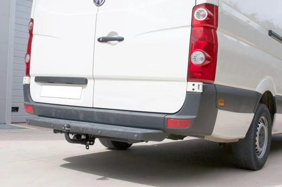 Фаркоп Aragon для Volkswagen Crafter II со ступенькой 2006-2016. Артикул E4107GA