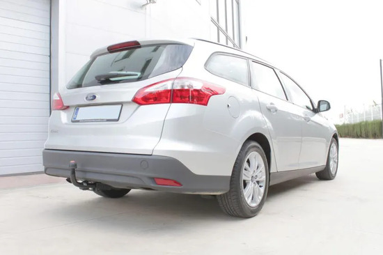 Фаркоп Aragon для Ford Focus III универсал (искл. ST) 2011-2019. Артикул E2012CA