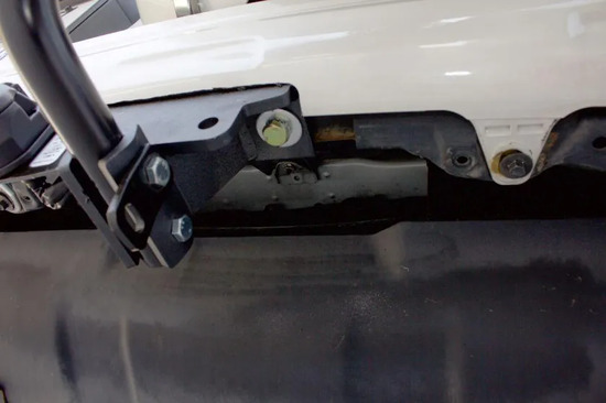Фаркоп Aragon для Toyota Fj Cruiser хэтчбек 3/5-дв. 2003-2022. Артикул E6400EA
