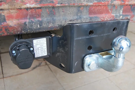 Фаркоп Imiola для Mazda BT-50 2006-2011. Фланцевое крепление. Артикул E.043