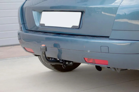 Фаркоп Aragon для Peugeot 5008 2009-2022. Артикул E1220AA