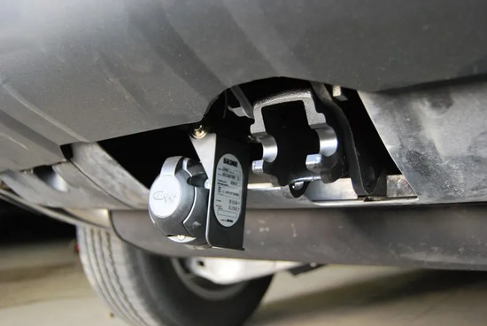 Фаркоп Brink (Thule) для Land Rover Discovery Sport (LC550) 4WD 5 мест. 2014-2019 Быстросъемный крюк. Артикул 596800