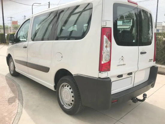 Фаркоп Aragon для Citroen Jumpy II 2006-2022. Артикул E1209BA