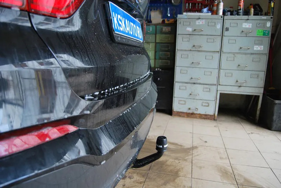 Фаркоп Westfalia для BMW X4 F26 (включая M-Sport) 2014-2018. Быстросъемный крюк. Артикул 303404600001