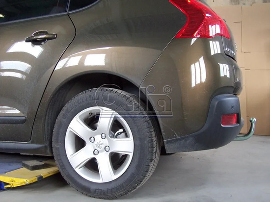 Фаркоп Galia оцинкованный для Peugeot 3008 I (искл. Hybrid) 2009-2016. Быстросъемный крюк. Артикул P040C