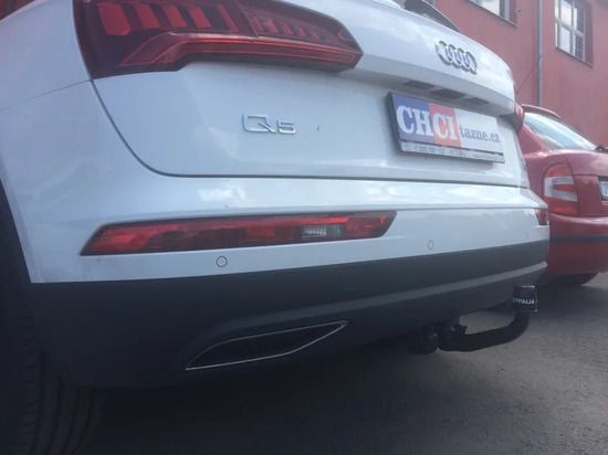 Фаркоп Westfalia для Audi Q5 II (вкл. SQ5, вкл. Plugin Hybrid) 2017-2022. Быстросъемный крюк. Артикул 305580600001
