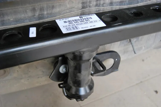 Фаркоп Westfalia для Audi S5 седан, универсал (вкл. S-Line, Quattro Sport / искл. RS) 2007-2016. Быстросъемный крюк. Артикул 305445600001