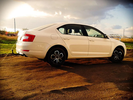 Фаркоп AvtoS для Skoda Octavia A7 универсал 2013-2020. Артикул SK 10