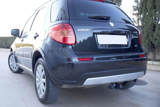 Фаркоп Aragon (быстросъемный крюк, горизонтальное крепление) для Fiat Sedici 2006-2014. Артикул E6109AS