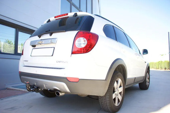 Фаркоп Aragon (быстросъемный крюк, горизонтальное крепление) для Chevrolet Captiva 2013-2016. Артикул E1000AS