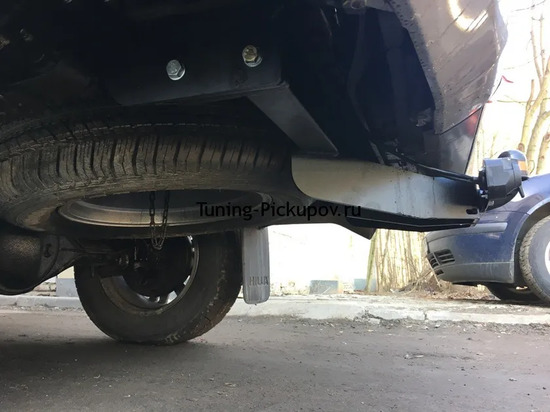 Фаркоп Oris (ранее Bosal) для Toyota Hilux VIII 2015-2022. Фланцевое крепление. Артикул 3093-F
