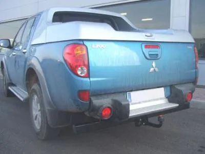 Фаркоп AvtoS для Mitsubishi L200 IV 2006-2015. Артикул MI 18