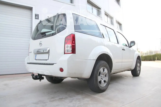 Фаркоп Aragon для Nissan Pathfinder R51 2004-2014. Артикул E4418AA