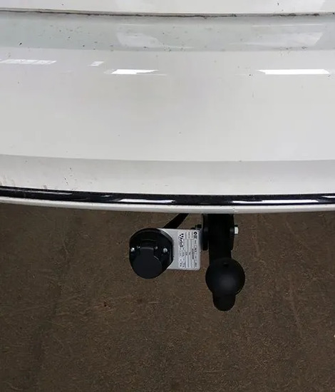 Фаркоп AvtoS для Volkswagen Polo V седан 2009-2020. Артикул VW 33