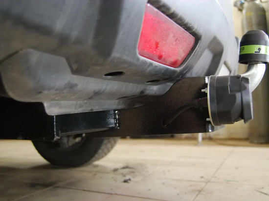 Фаркоп Лидер-Плюс для Nissan X-Trail T31 2007-2014. Фланцевое крепление. Артикул N103-F