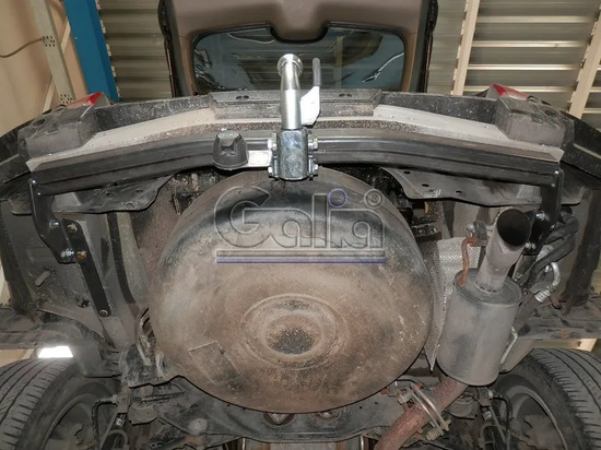 Фаркоп Galia оцинкованный для Toyota Highlander II 2010-2013. Артикул T068A