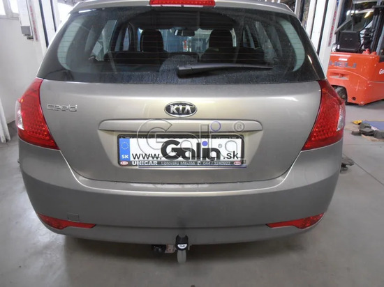 Фаркоп Galia оцинкованный для Hyundai i30 I FD хэтчбек 2007-2010. Артикул K029A