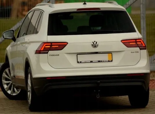 Фаркоп Steinhof для Volkswagen Tiguan II 2016-2022. Быстросъемный крюк. Артикул V-155