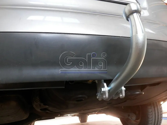 Фаркоп Galia оцинкованный для Seat Exeo седан, универсал 2009-2013. Артикул A036A
