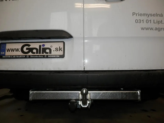Фаркоп Galia оцинкованный для Mercedes-Benz Sprinter W906 (Европа) (без подножки) 2006-2018. Быстросъемный крюк. Артикул M118C