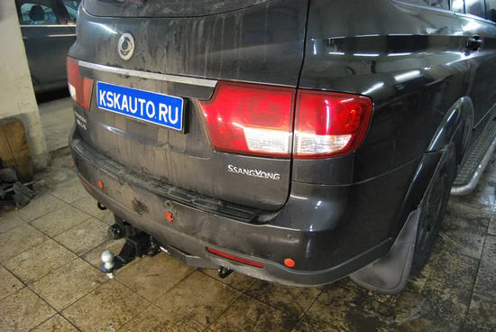 Фаркоп Bizon для SsangYong Kyron (без выреза бампера) 2005-2015. Быстросъемный крюк. Артикул FA 0530-E