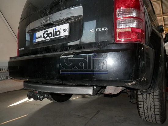 Фаркоп Galia оцинкованный для Jeep Cherokee KK (Cherokee в России, Liberty в США) 2007-2013. Быстросъемный крюк. Артикул J009C