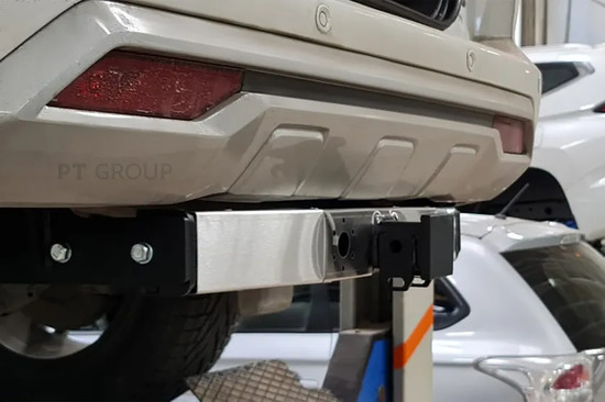 Фаркоп PT Group под американский квадрат для Mitsubishi Pajero Sport III рестайлинг 2021-2022 с нержавеющей накладкой. Артикул MPS-21-991101.22